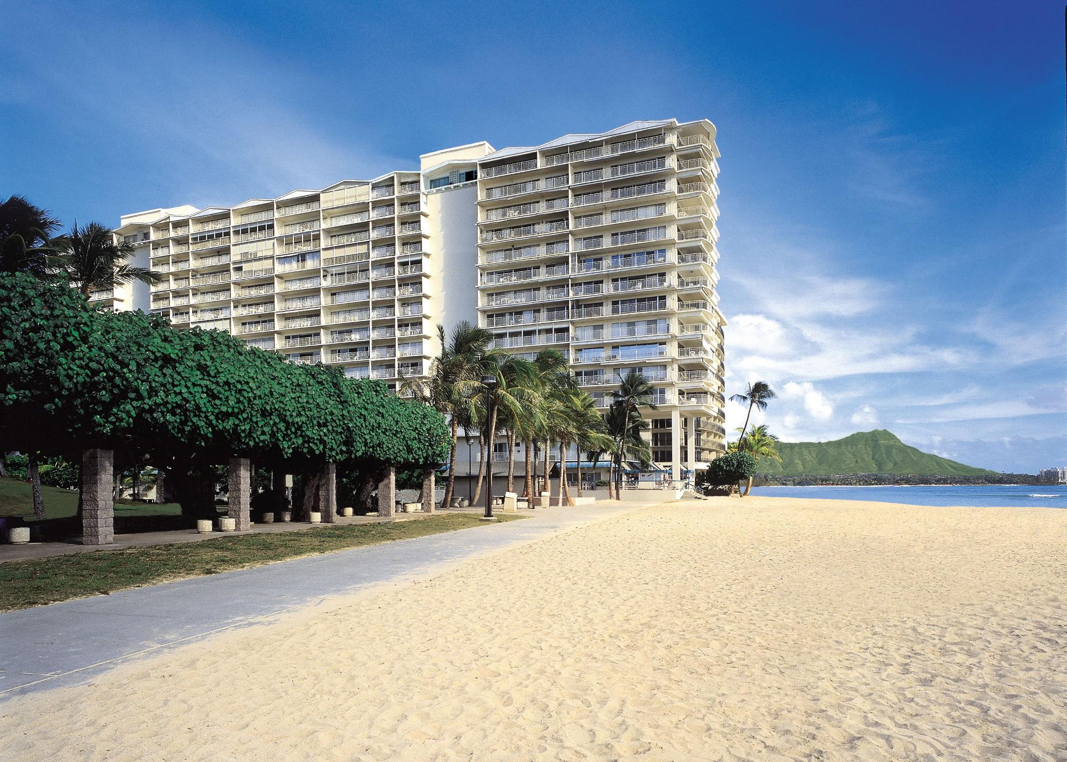 Waikiki Shore By Outrigger Honolulu Esterno foto